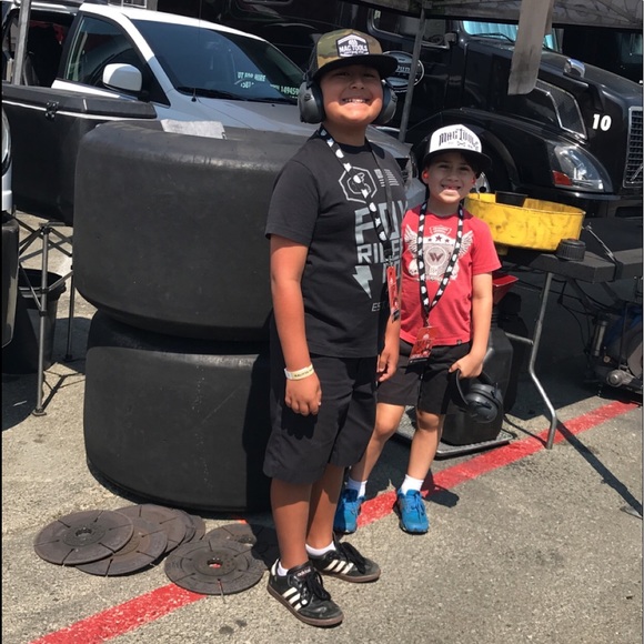 Meet your Posher, Jenny - Picture 3 of 9